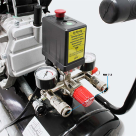 Luchtcompressor 50 liter tank 8 bar 1100W dubbele aansluiting