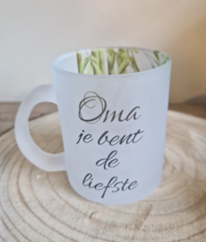 Theeglas met orchidee