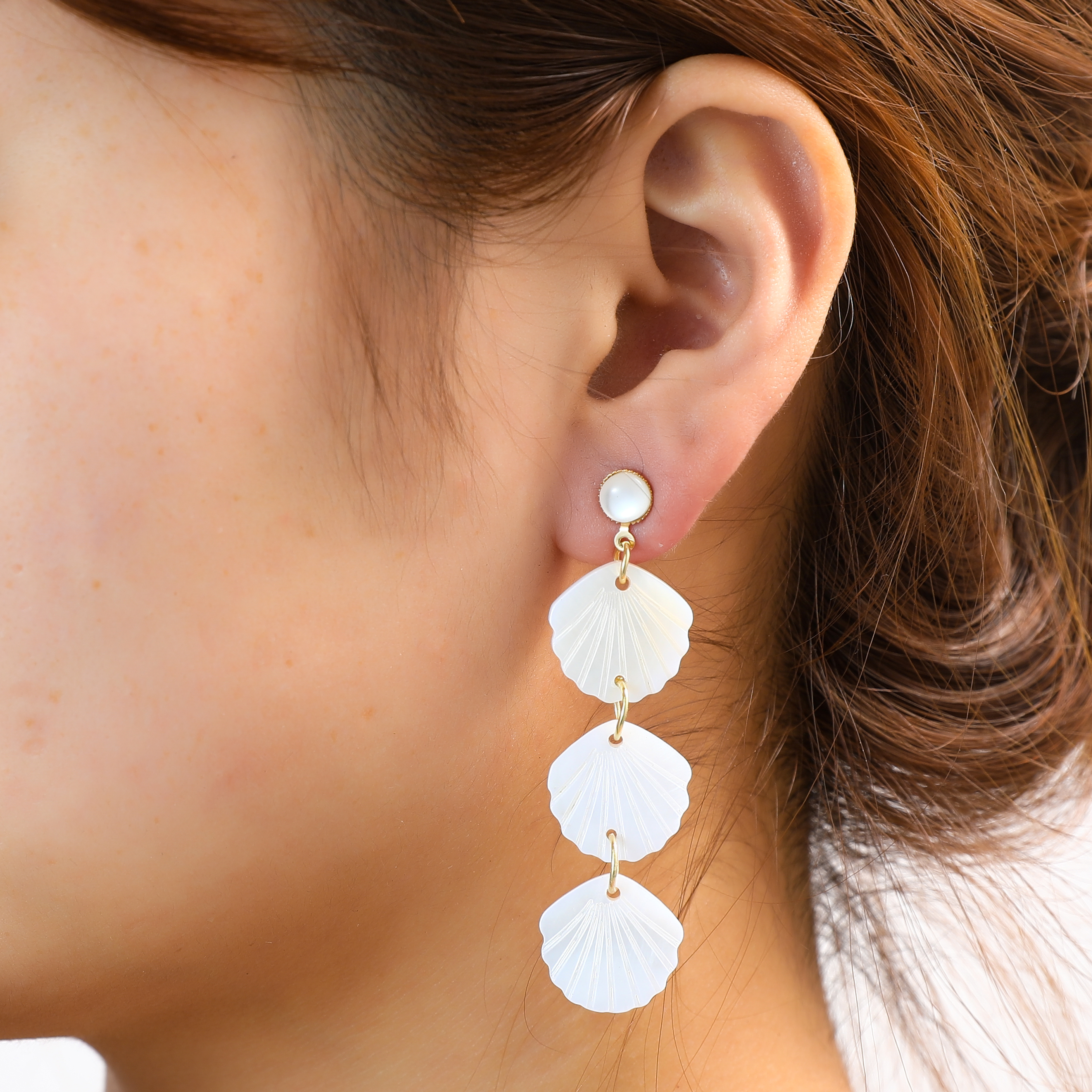 Oorbel Three Shells Pearl