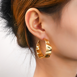 Oorbel Crinkle Hoop Gold