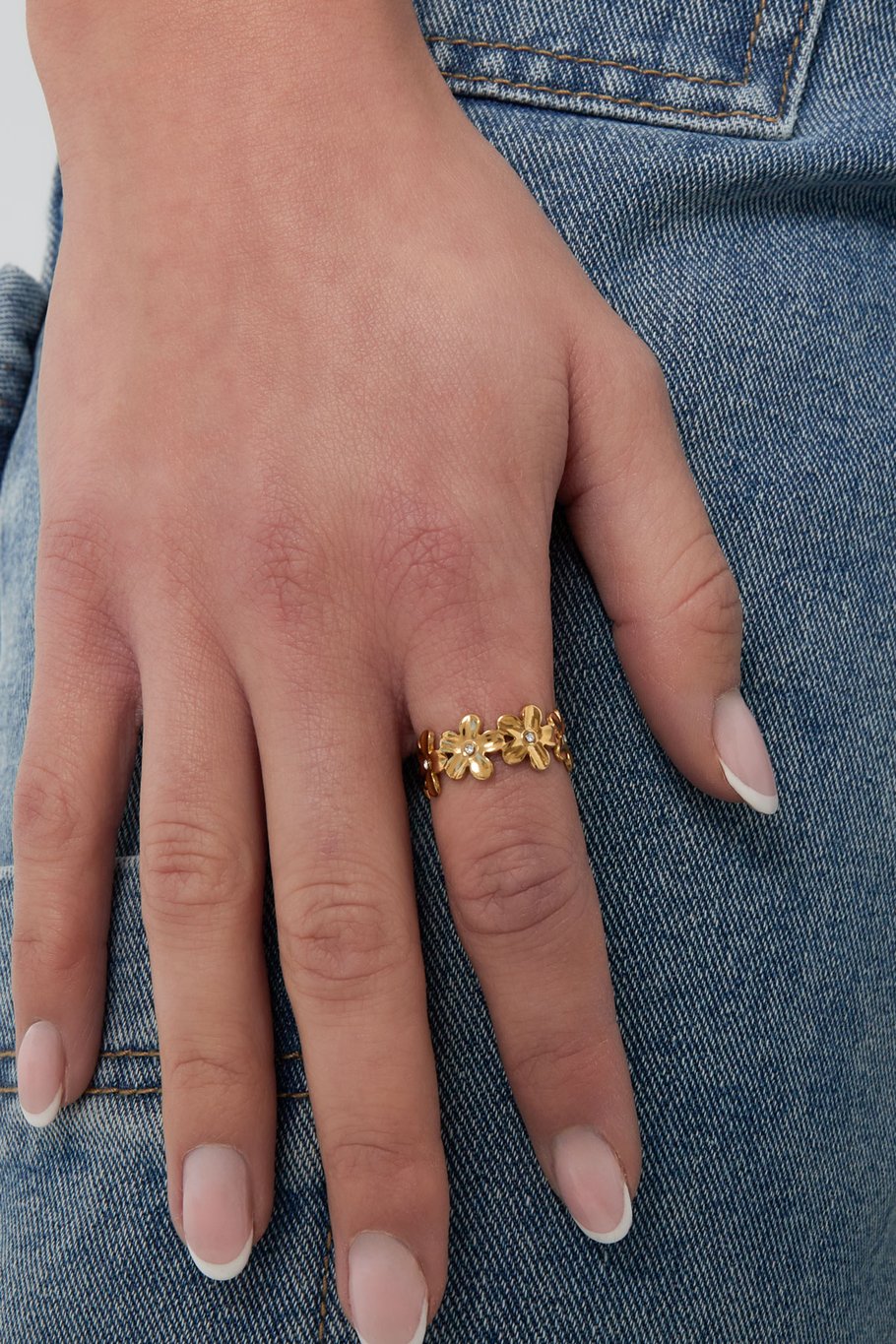 Ring Infinite Flowers Gold