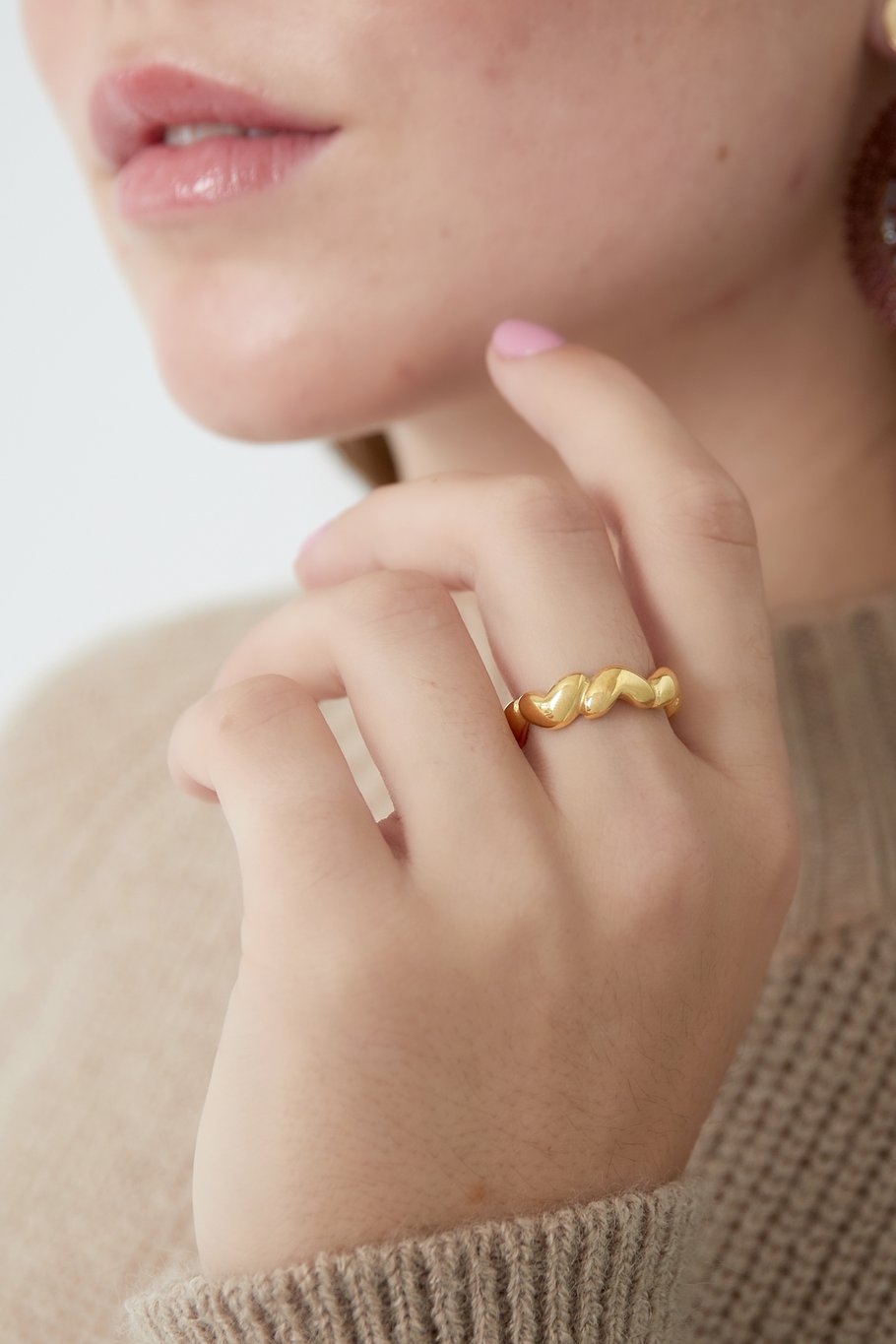 Ring Hearts Around Gold