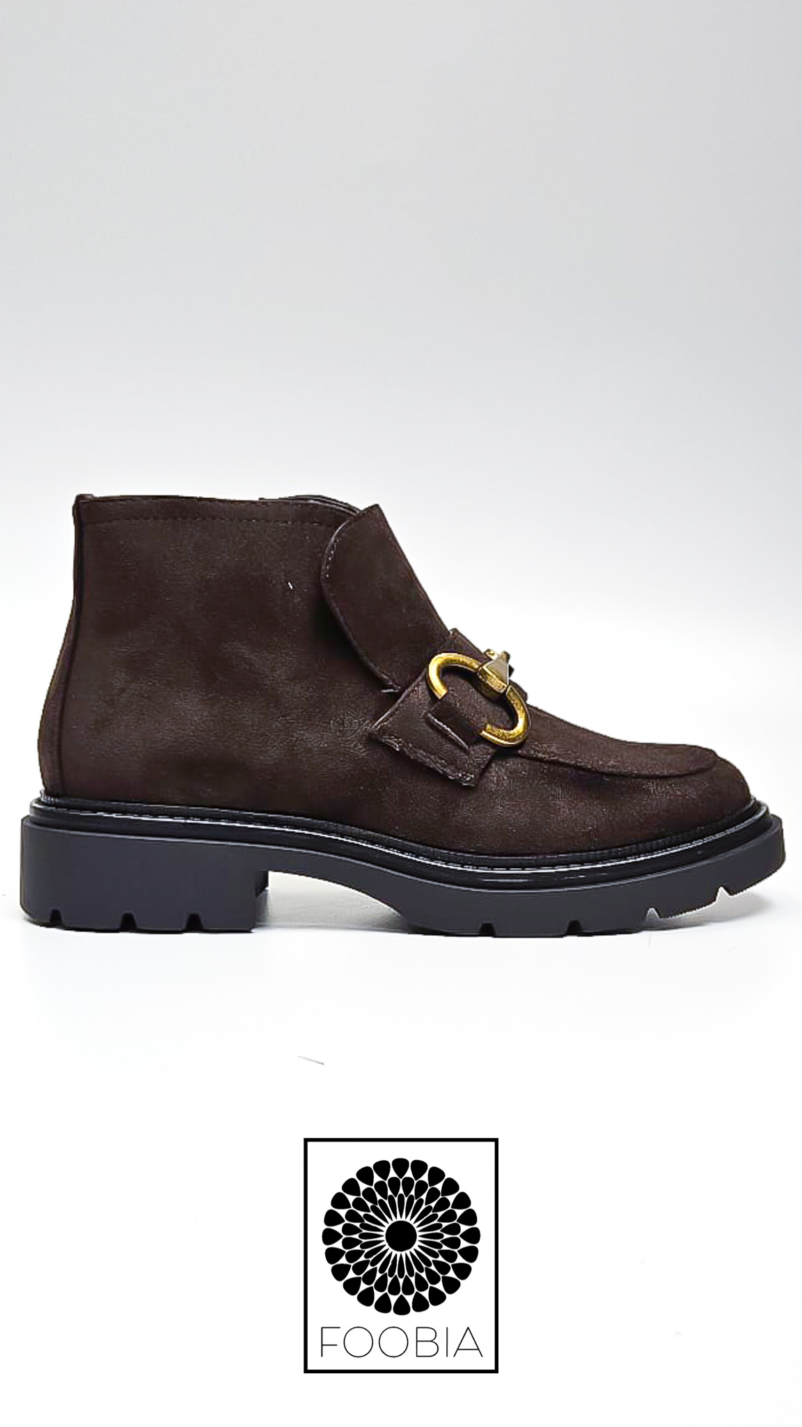 Boot Caris