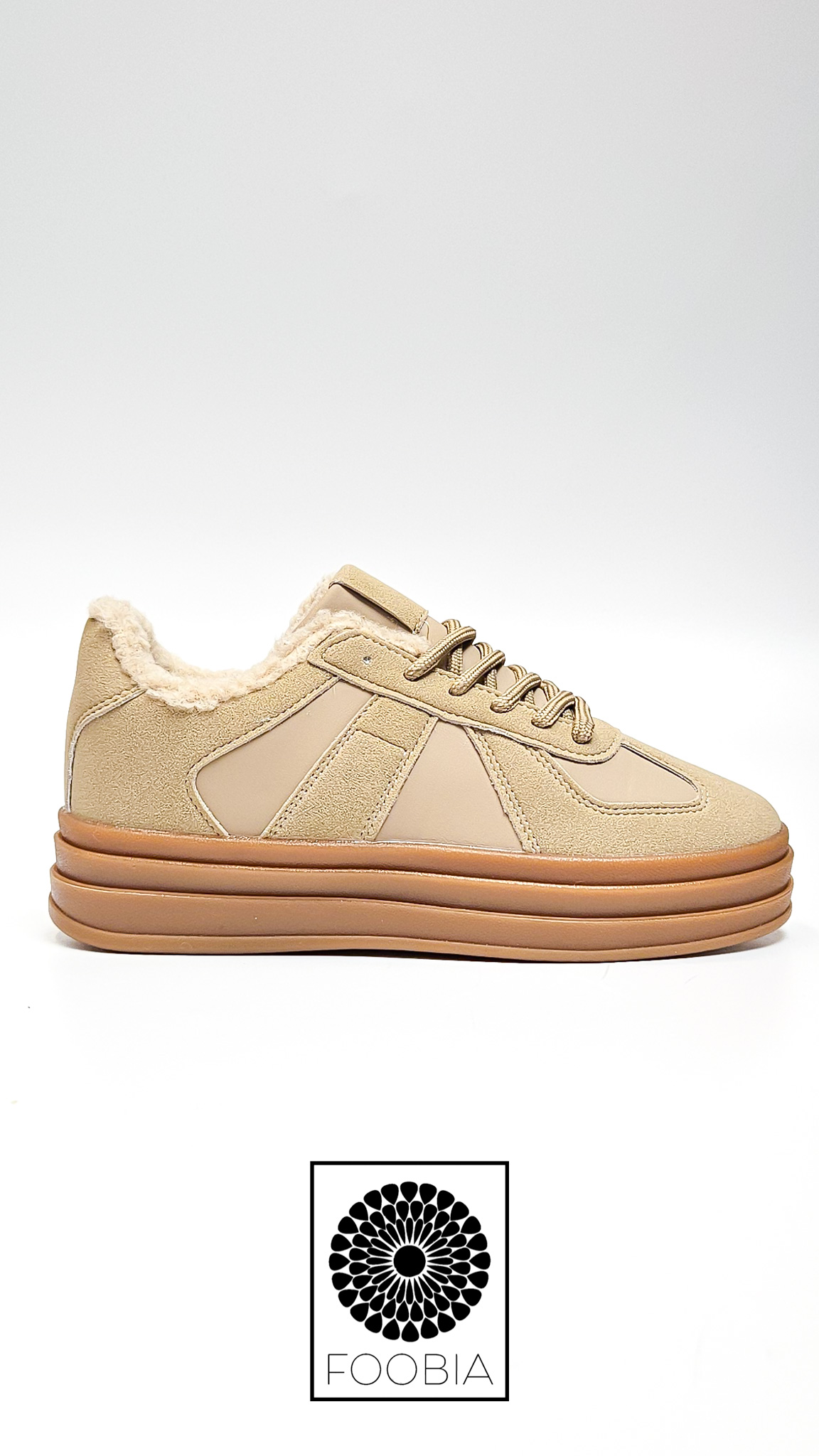 Sneaker Asiya