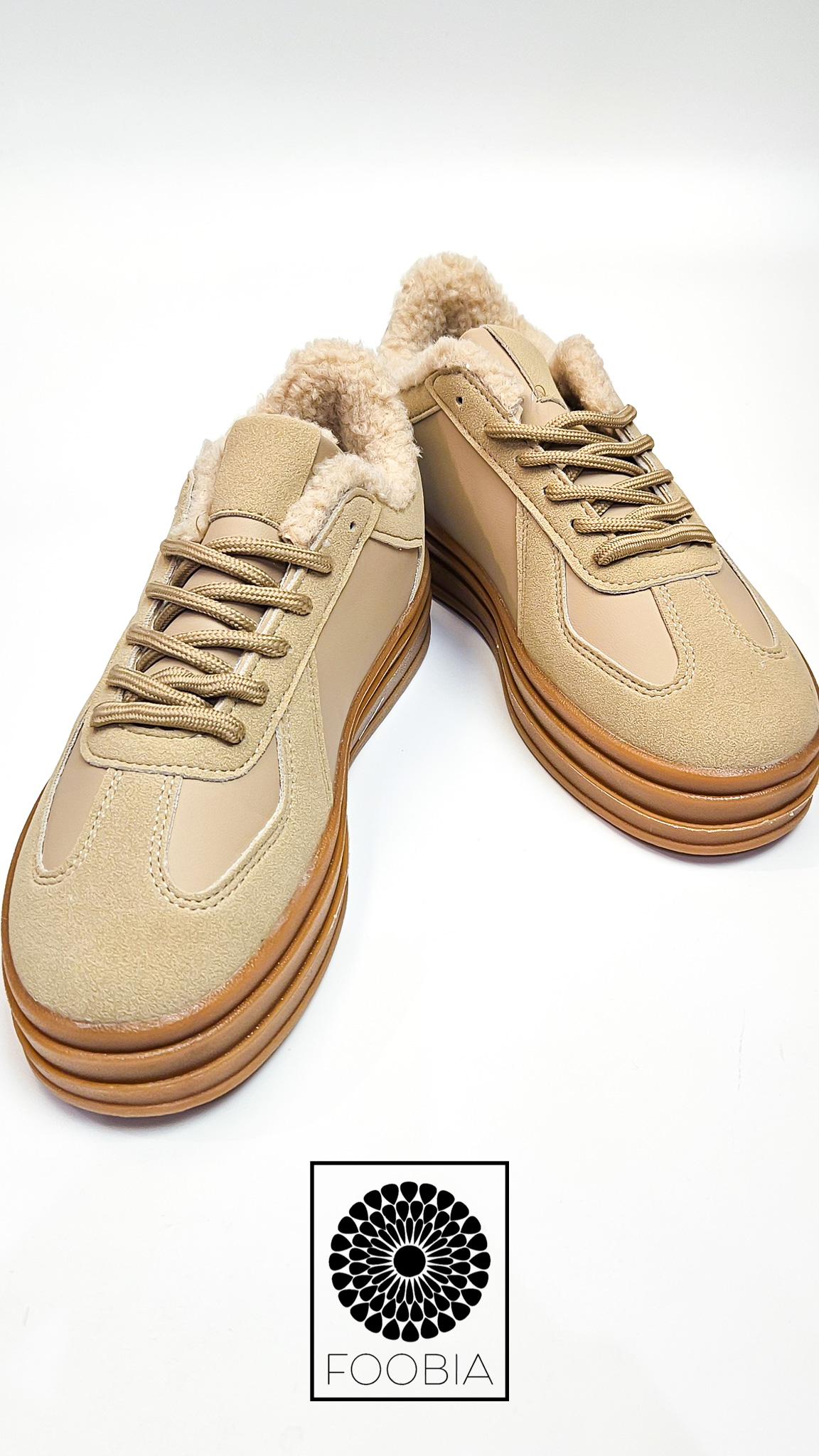 Sneaker Asiya