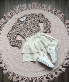 Hoge sneaker offwhite met hartje