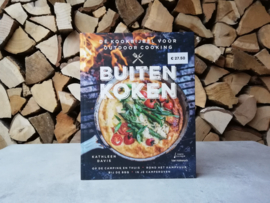 Buiten koken, de kookbijbel voor outdoorcooking