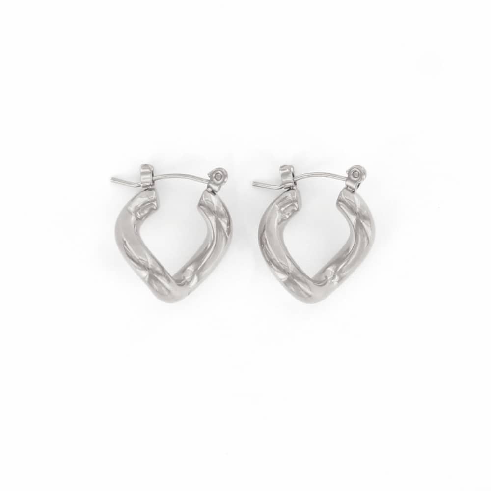 Lucie 050019, Oorhanger, Gedraaid Zilver · Glans