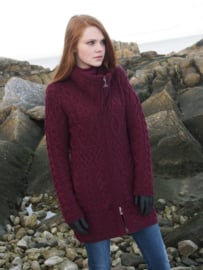 Aran Damesvest lang model met dubbele col, wine