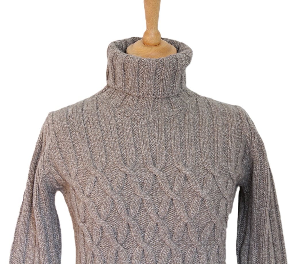 Fisherman Koltrui kabelpatroon in de taille Mushroom