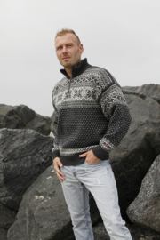 Noorse wollen trui met Klassiek Noors Patroon, grijs