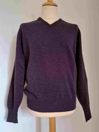 William Lockie pullover model Dutch Fit V-hals, Elderberry XL