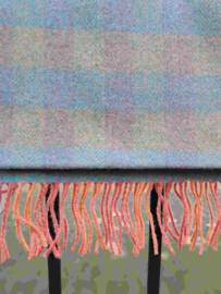 Sjaal geweven van 100% wol in ruitpatroon, pastel