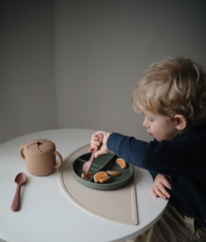 Mushie siliconen vork en lepel caramel.