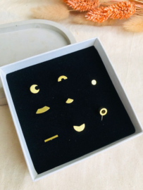 Rebelle mini studs messing