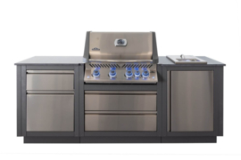 OASIS™ COMPACT, INBOUWBARBECUE PRESTIGE® 500 MET SIZZLE ZONE™ ZIJBRANDER