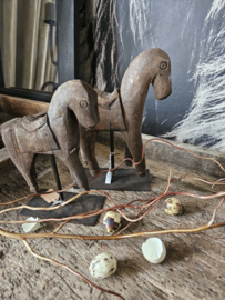 Houten paardje