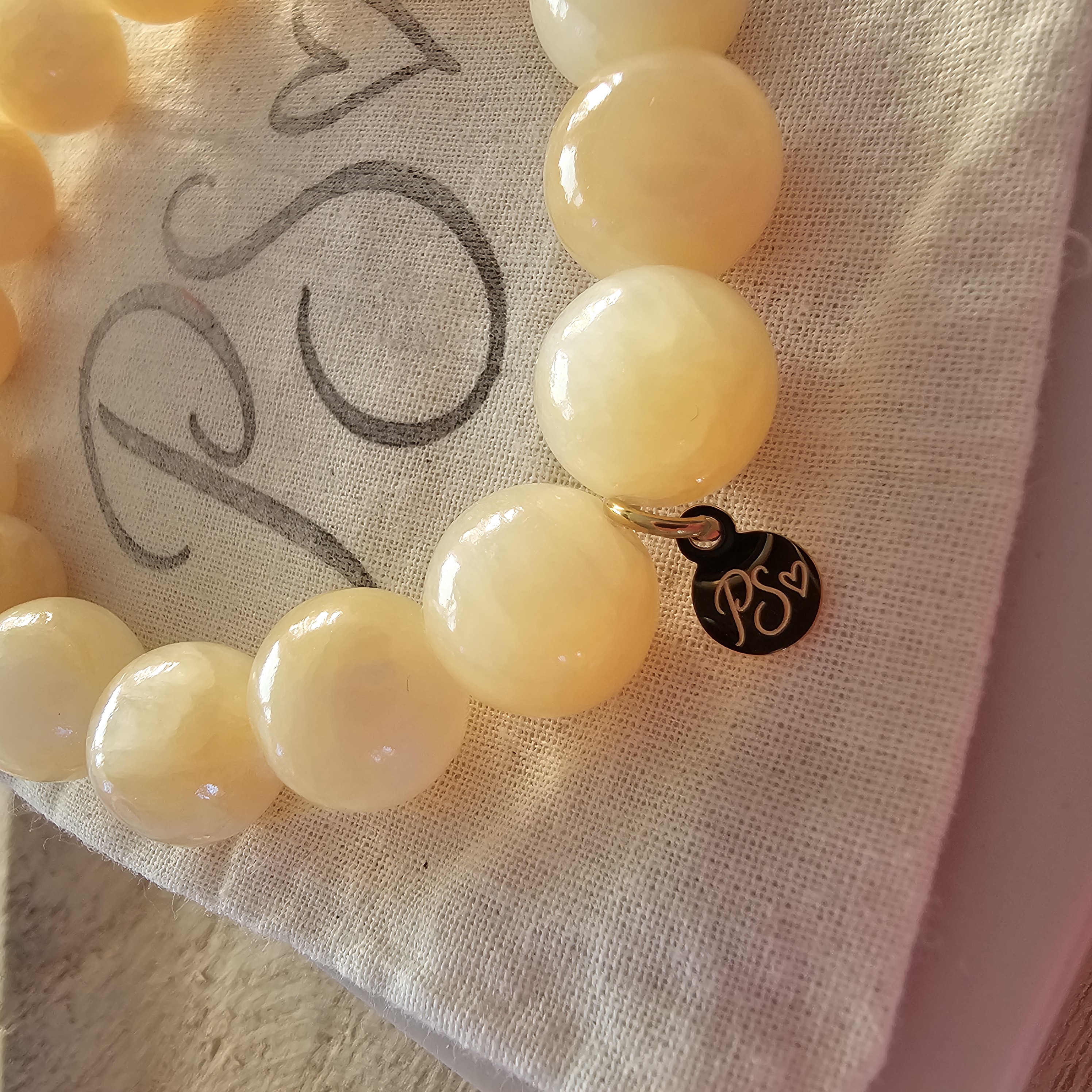 Calciet 12 mm bollen armband