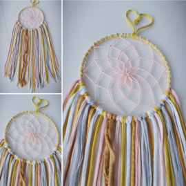 Dromenvangers en wandhangers by Petronellastyling
