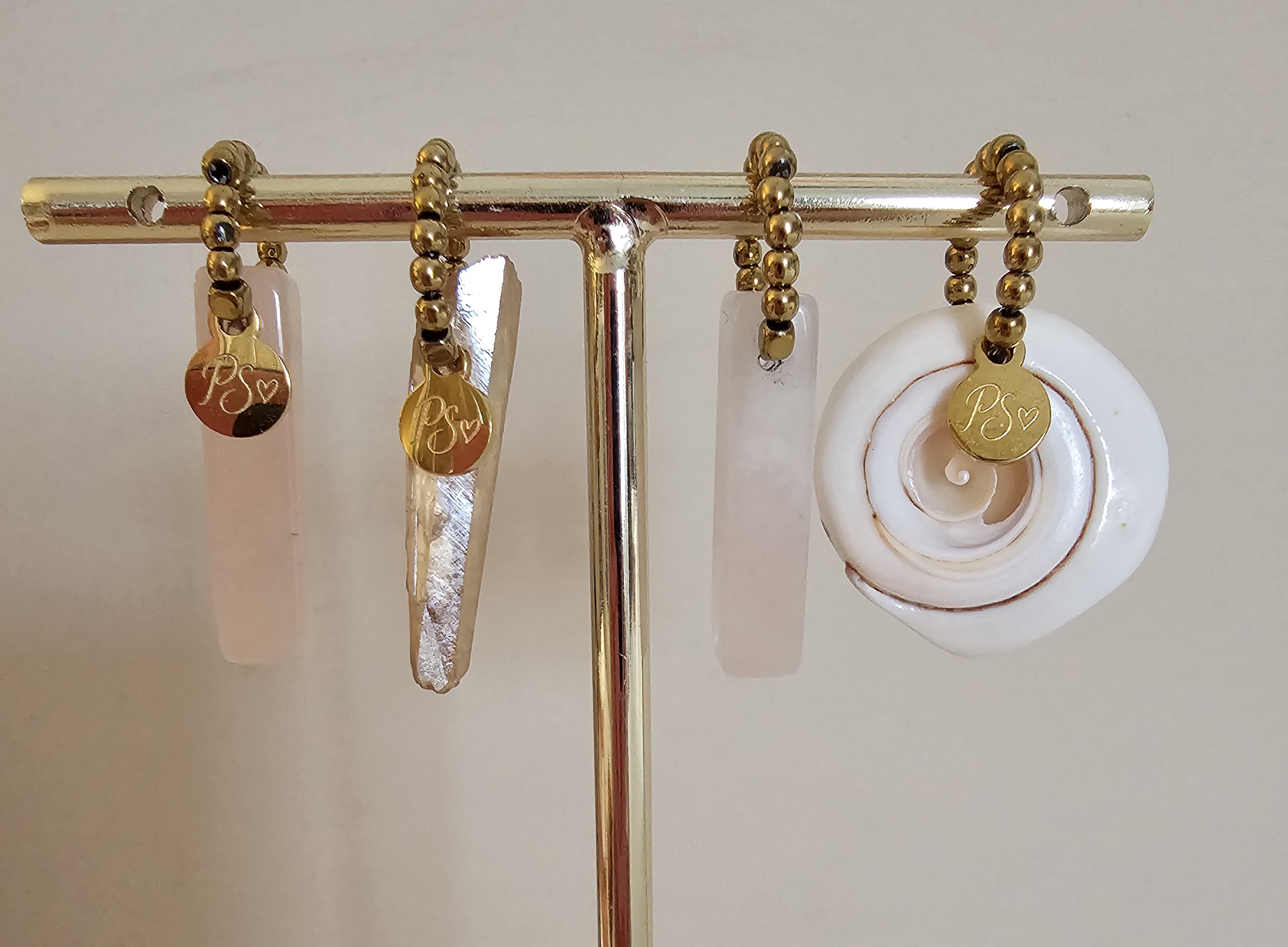 Hangers voor aan een ketting