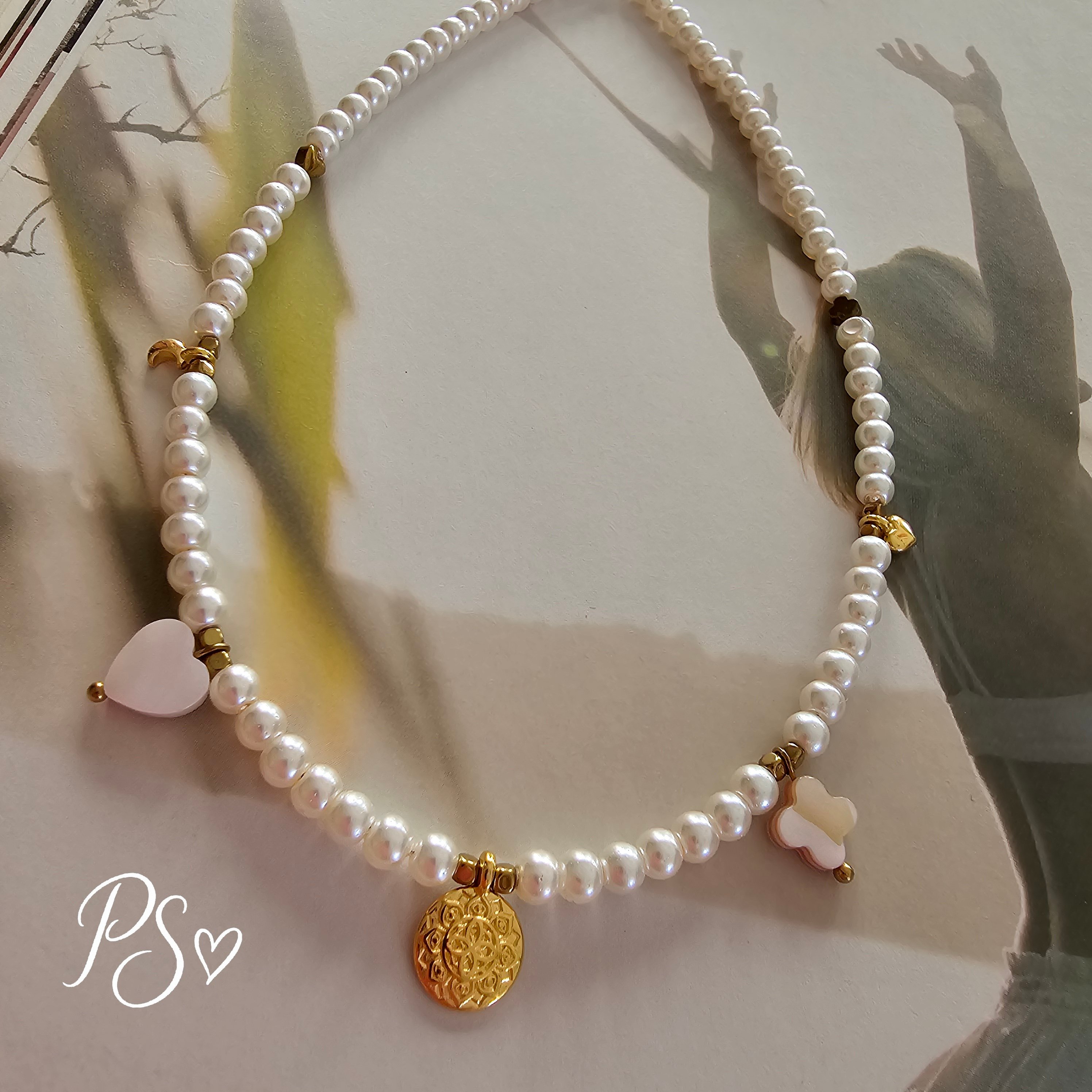 Parellook ketting met bedels