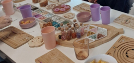 Edelstenen armbandjes maken (Tienerfeestje)