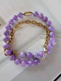 Lila edelsteen grote bollen ketting