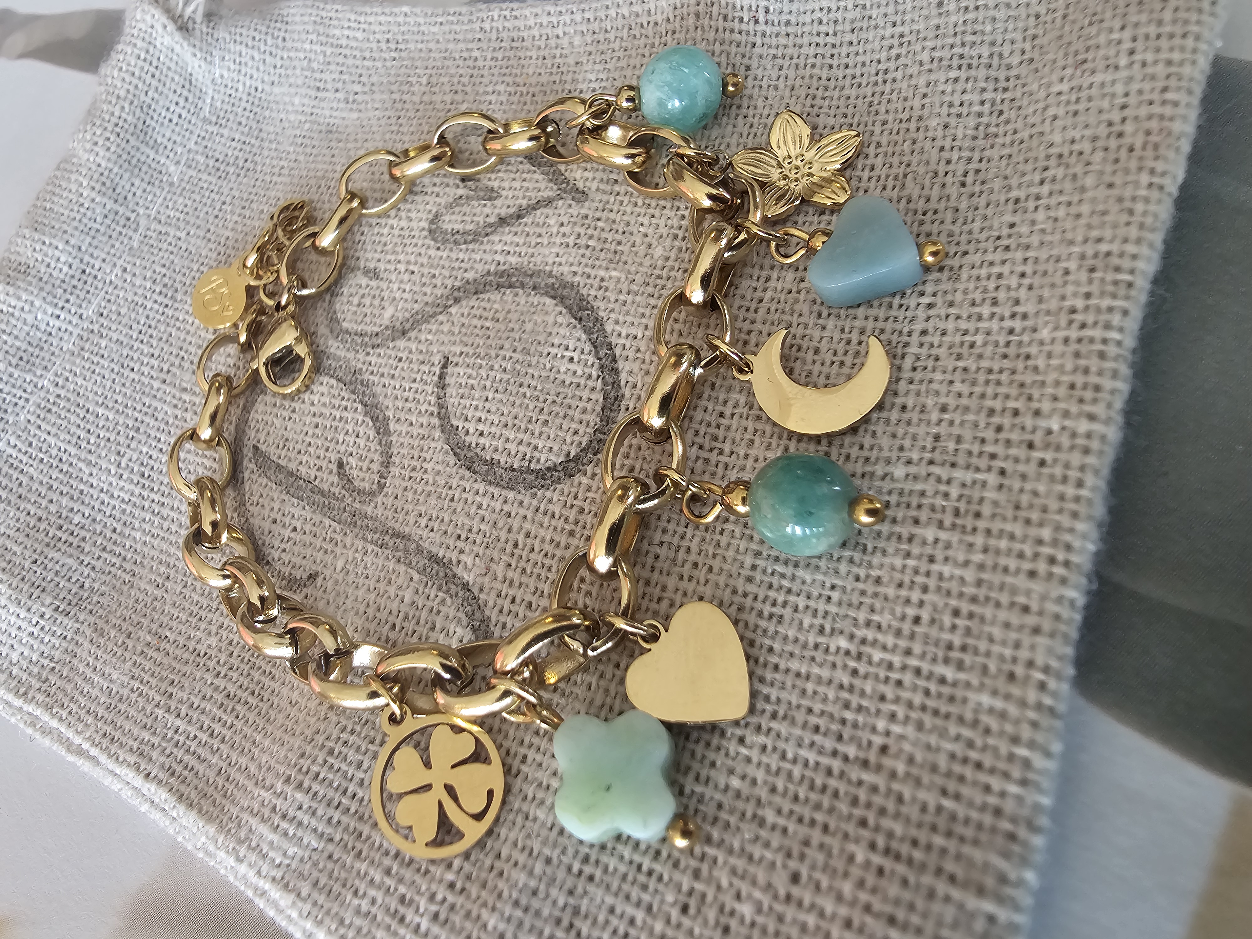 Bedelarmband stainless steel en edelsteentjes maken