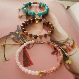 Uitleg Little, Happy & Mala armband