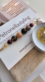 Custom made Bewustwordings armbandje