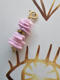 Connectie bedel schelp bubblegum pink