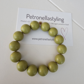 Armband met grote kauwgombal kralen