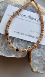 Zonnesteen en Hematiet ketting