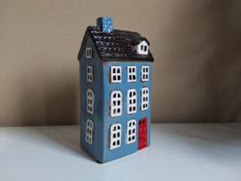 Huisje van keramiek,  blauw hoog