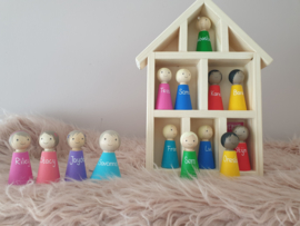 Peg dolls/houten poppetjes  voor de kinderopvang