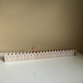 Adventskalender,  houten huisjes met gingerbread men