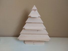Houten kerstboom met schapjes