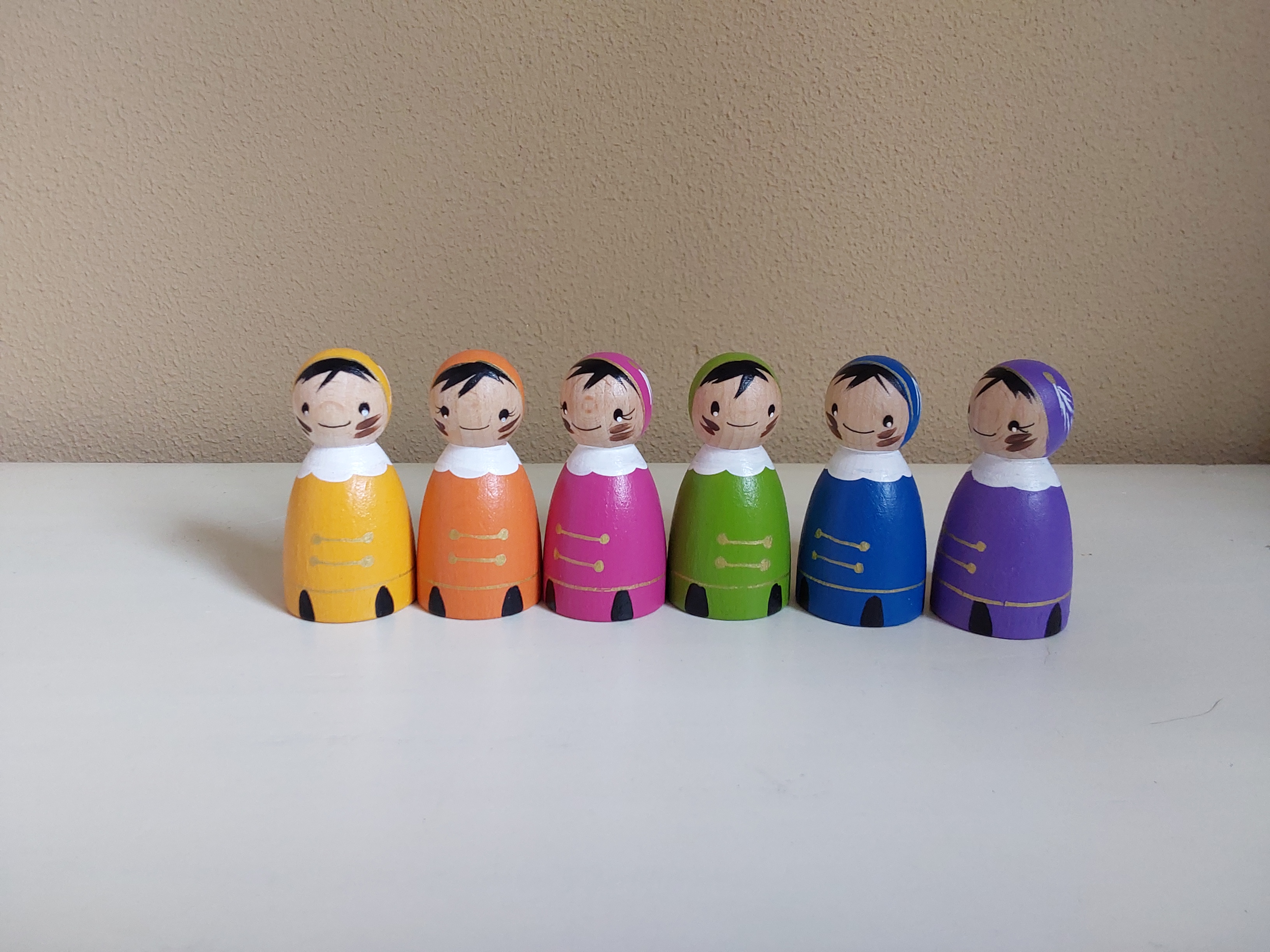 Pegdoll Piet in felle tinten