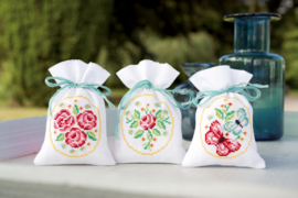 'Roses et papillons' Vervaco Sachet lot de 3