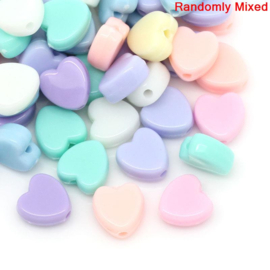 Kleine acryl pastel hartjes mix, per 50 stuks