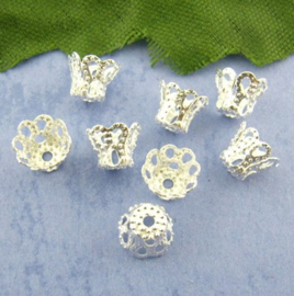 Filigraan kralenkapjes silverplated, per 25 stuks