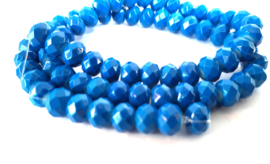 Facetkralen Blauw 6x8mm, per streng van 70 kralen