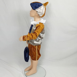 Pietenpak met broek, maat 104