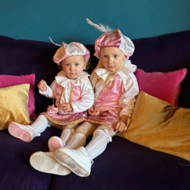 Zusjes Jolie en Hailey