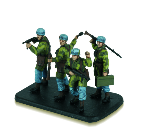 Zvezda | 6136 | German paratroopers 1939-42 | 1:72