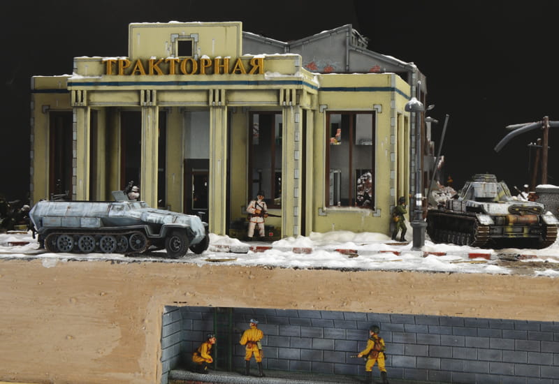Italeri | 6193 | Stalingrad Siege 1942 - Tractor Plant Assault | 1:72