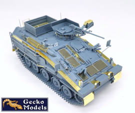Gecko | 35GM0056 | Ukrainian FV103 CVR(T) Spartan APC with- HMG Gun Turret | 1:35