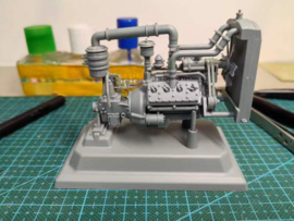 Gecko | 16GM0017 | Universal carrier Ford V8 engine | 1:16
