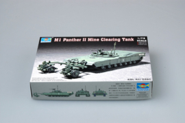 Trumpeter | 07280 | M1 Panther II Mine Clearing Tank | 1:72