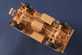 HobbyBoss | 80156 | COUGAR 4X4 MRAP | 1:35